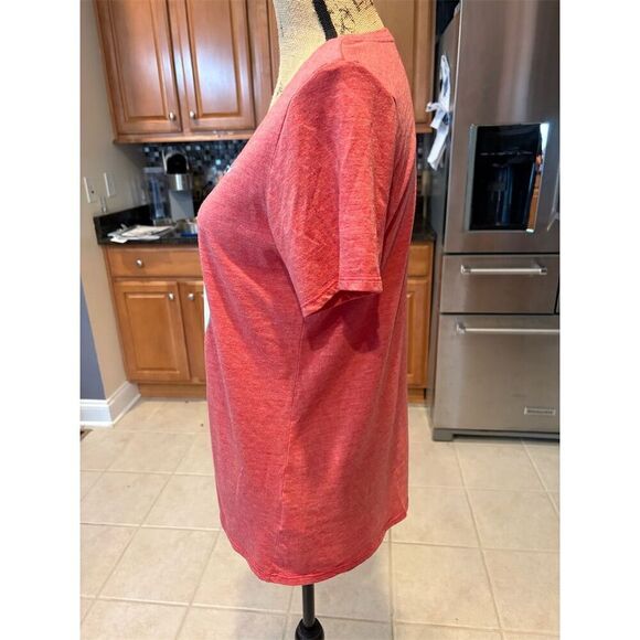 *3/$15 Nike Women's  Dri-Fit T-Shirt Red Size L - Picture 4 of 8